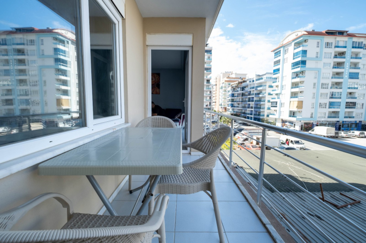 Affordable 1+1 Apartment in Mahmutlar — Furnished, Pool and 500 m from the Sea