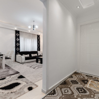 Spacious 1+1 Apartment in Mahmutlar — 500 m to the Sea, Good Renovation and Low Maintenance Fee