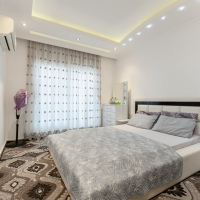 Spacious 1+1 Apartment in Mahmutlar — 500 m to the Sea, Good Renovation and Low Maintenance Fee