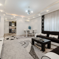 Spacious 1+1 Apartment in Mahmutlar — 500 m to the Sea, Good Renovation and Low Maintenance Fee