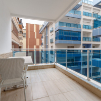 Spacious 1+1 Apartment in Mahmutlar — 500 m to the Sea, Good Renovation and Low Maintenance Fee