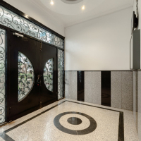 Spacious 1+1 Apartment in Mahmutlar — 500 m to the Sea, Good Renovation and Low Maintenance Fee
