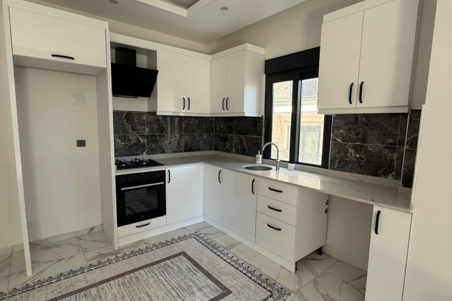 1+1 Apartment in Mahmutlar — New 2024 Residence, Furnished, Pools and 500 m to the Sea