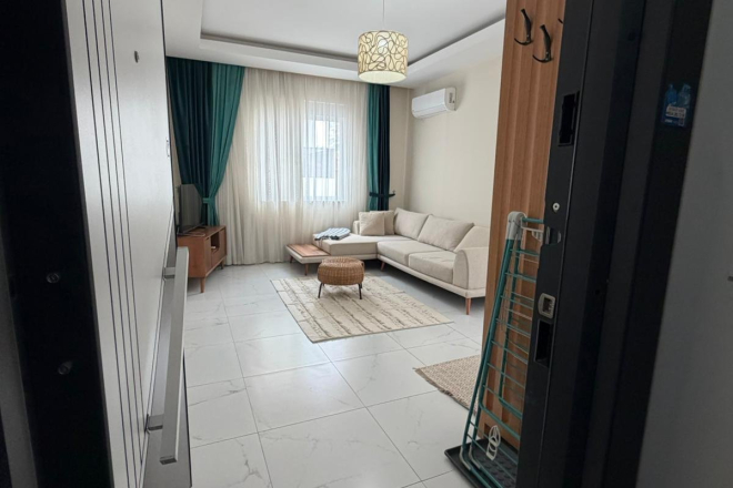 1+1 Apartment in Mahmutlar — Furnished, Pool, Sauna and 400 m to the Sea