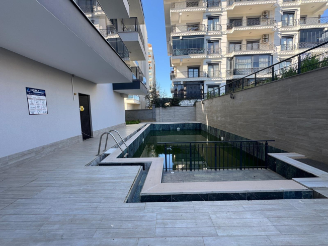 Modern 1+1 Apartment Near the Beach in Mahmutlar