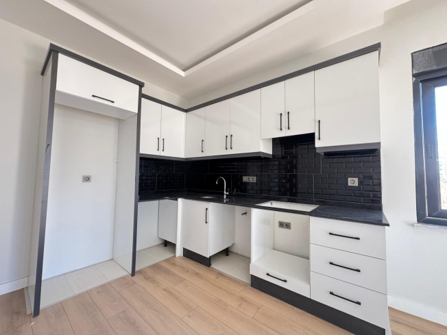 Modern 1+1 Apartment Near the Beach in Mahmutlar