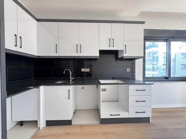 Modern 1+1 Apartment Near the Beach in Mahmutlar