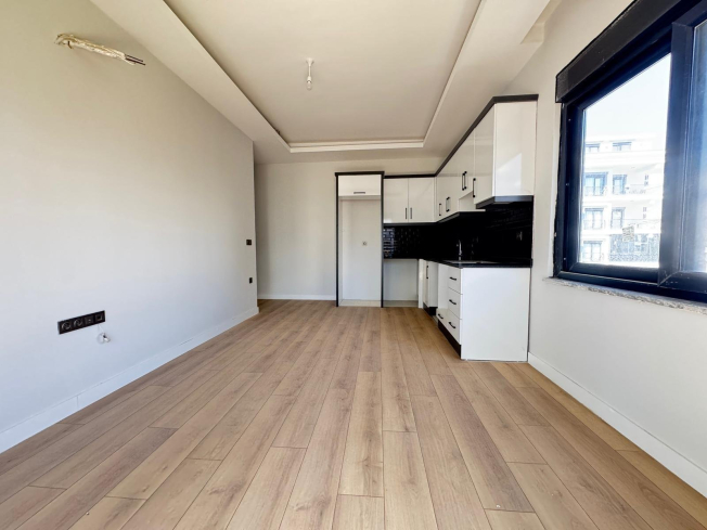 Modern 1+1 Apartment Near the Beach in Mahmutlar