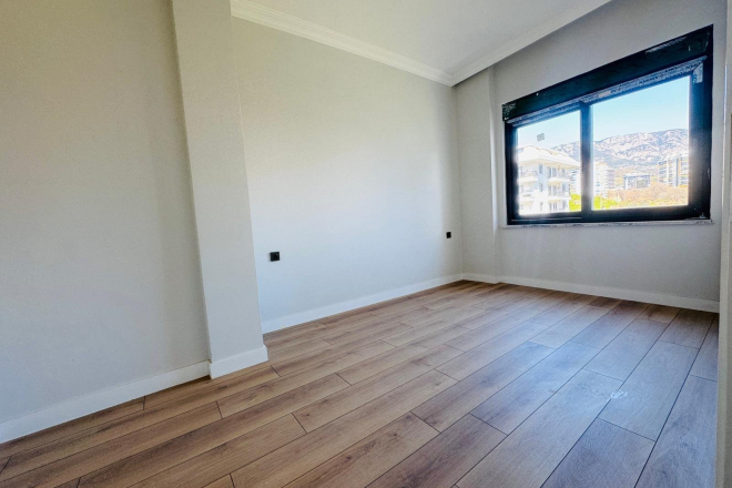 Modern 1+1 Apartment Near the Beach in Mahmutlar