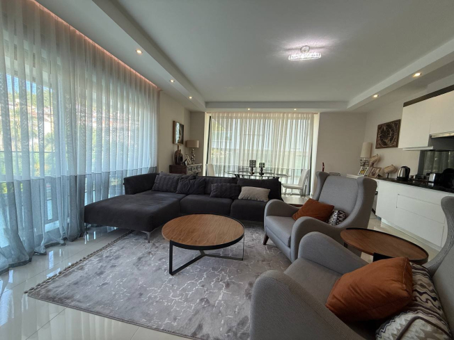Buy a 2+1 Apartment in Kargicak, Alanya — Furnished Sea-View Apartment 100 m from the Beach for €265,000