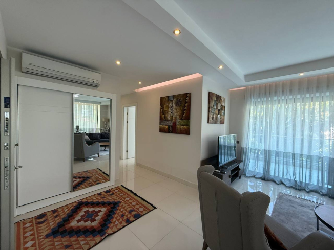 Buy a 2+1 Apartment in Kargicak, Alanya — Furnished Sea-View Apartment 100 m from the Beach for €265,000
