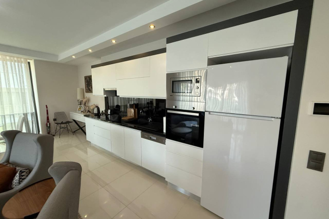 Buy a 2+1 Apartment in Kargicak, Alanya — Furnished Sea-View Apartment 100 m from the Beach for €265,000