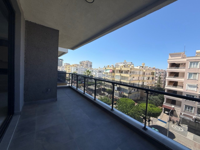 Buy a 2+1 Apartment in Mahmutlar, Alanya — New 110 m² Apartment with Sea and Mountain Views for €162,000