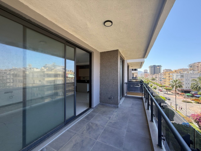 Buy a 2+1 Apartment in Mahmutlar, Alanya — New 110 m² Apartment with Sea and Mountain Views for €162,000