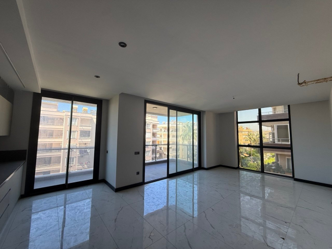 Buy a 2+1 Apartment in Mahmutlar, Alanya — New 110 m² Apartment with Sea and Mountain Views for €162,000