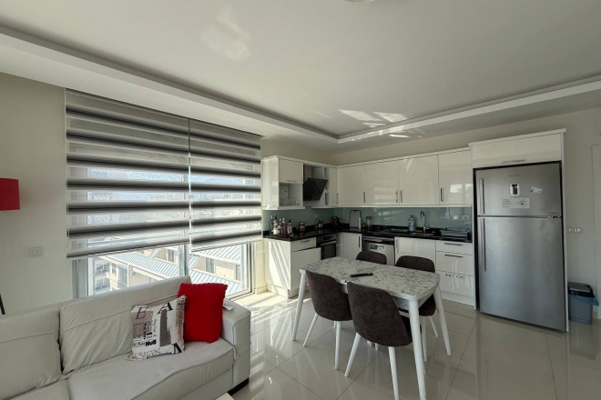 Buy a 2+1 Apartment in Mahmutlar, Alanya — Furnished 120 m² Apartment with City and Mountain Views for €160,000