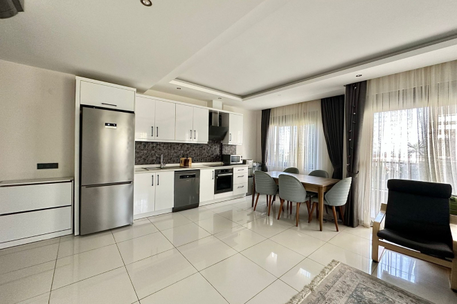 Buy a 4+1 Penthouse in Kargicak, Alanya — Furnished 160 m² Duplex with Sea Views for €230,000