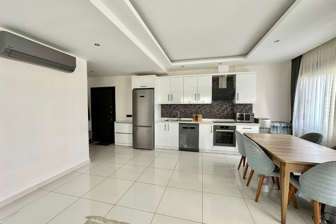 Buy a 4+1 Penthouse in Kargicak, Alanya — Furnished 160 m² Duplex with Sea Views for €230,000