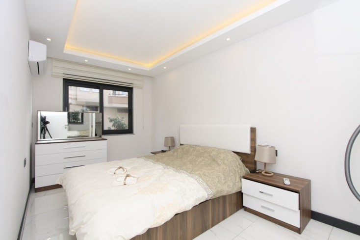 Buy a 1+1 Apartment in Central Alanya — Furnished 55 m² Apartment with Pool for €97,000