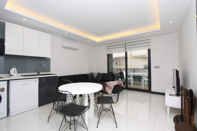 Buy a 1+1 Apartment in Central Alanya — Furnished 55 m² Apartment with Pool for €97,000