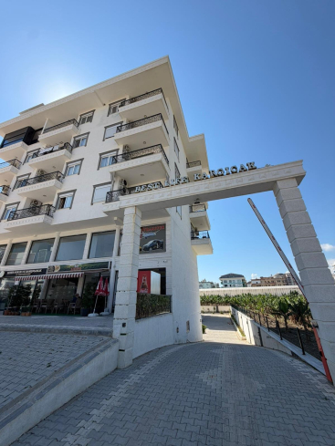 Buy a 1+1 Apartment in Kargicak, Alanya — Furnished 60 m² Sea-View Apartment 200 m from the Beach for €80,000