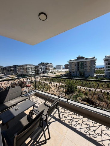 Buy a 1+1 Apartment in Kargicak, Alanya — Furnished 60 m² Sea-View Apartment 200 m from the Beach for €80,000