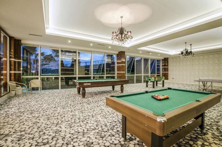 Buy a 2+1 Apartment in Kargicak, Alanya — Furnished 100 m² Apartment with Sea View, Pools and Beach Shuttle for €127,000