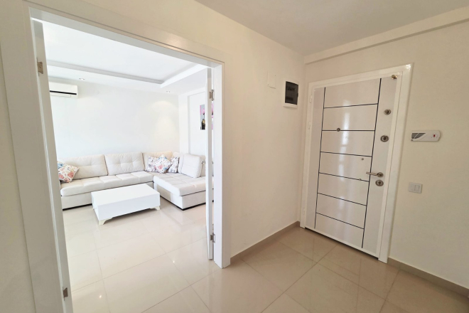 Buy a 2+1 Apartment in Kargicak, Alanya — Furnished 100 m² Apartment with Sea View, Pools and Beach Shuttle for €127,000