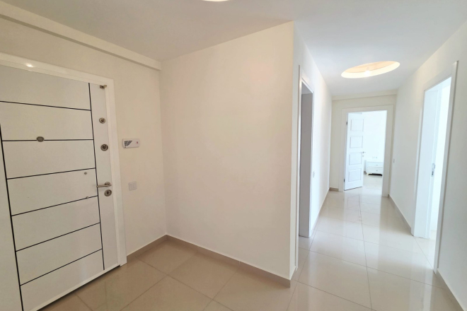 Buy a 2+1 Apartment in Kargicak, Alanya — Furnished 100 m² Apartment with Sea View, Pools and Beach Shuttle for €127,000