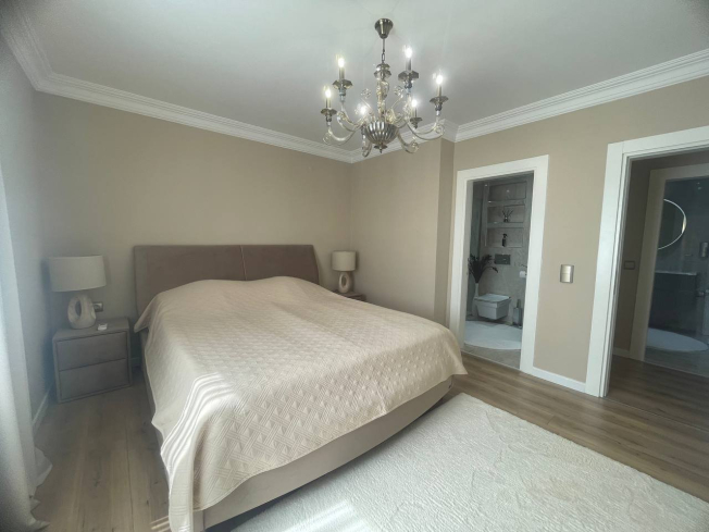 Buy a 2+1 Apartment in Mahmutlar, Alanya — Furnished 120 m² Sea-View Apartment 300 m from the Beach for €182,000