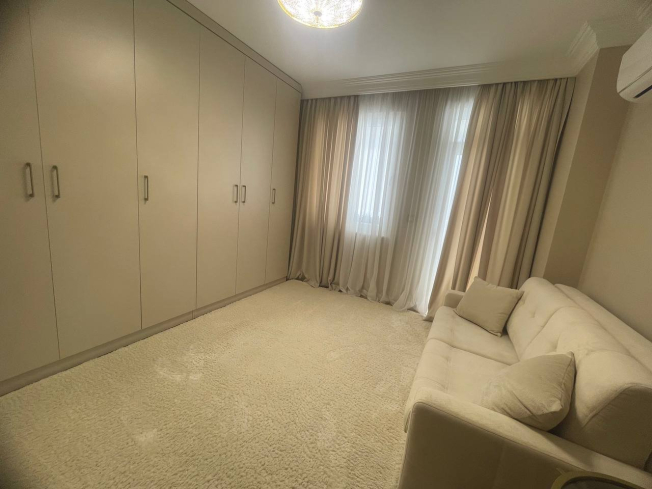 Buy a 2+1 Apartment in Mahmutlar, Alanya — Furnished 120 m² Sea-View Apartment 300 m from the Beach for €182,000