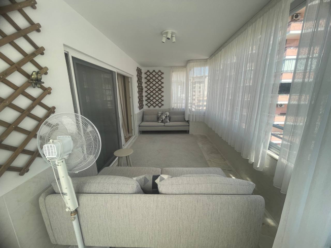 Buy a 2+1 Apartment in Mahmutlar, Alanya — Furnished 120 m² Sea-View Apartment 300 m from the Beach for €182,000