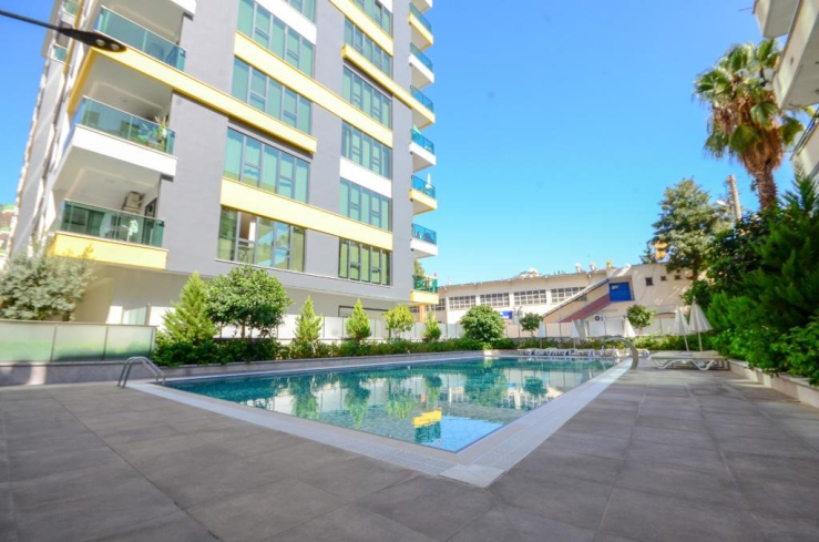 Apartment 2 bedrooms for sale in Alanya center — 105 m², furnished