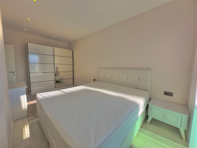 Apartment 2 bedrooms for sale in Alanya center — 105 m², furnished