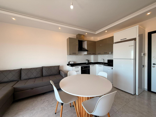 Apartment 1 bedroom for sale in Avsallar — 50 m², sea view