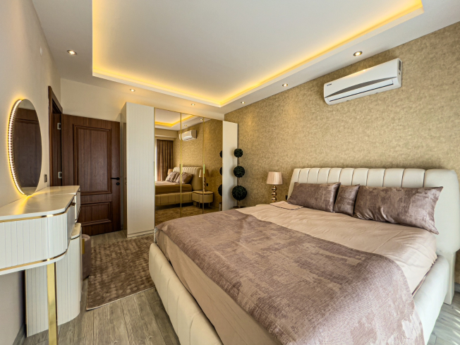 Penthouse — Oba · R6-5593 — photo 16