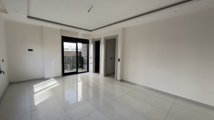 Penthouse — Oba · R6-5594 — photo 19