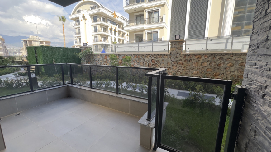 Penthouse — Oba · R6-5594 — photo 37