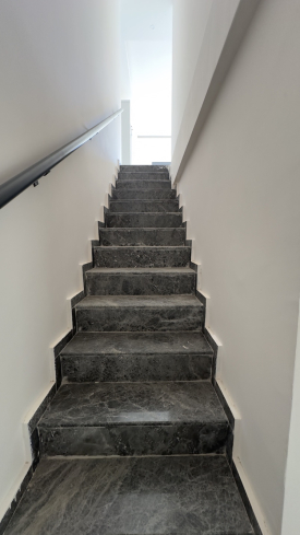 Penthouse — Oba · R6-5594 — photo 15