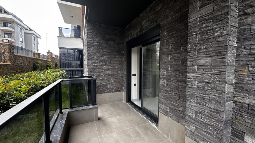 Penthouse — Oba · R6-5594 — photo 18