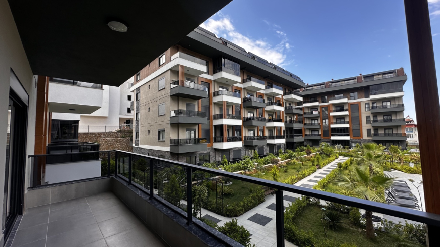 Penthouse — Oba · R6-5594 — photo 13