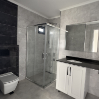Penthouse — Oba · R6-5594 — photo 3