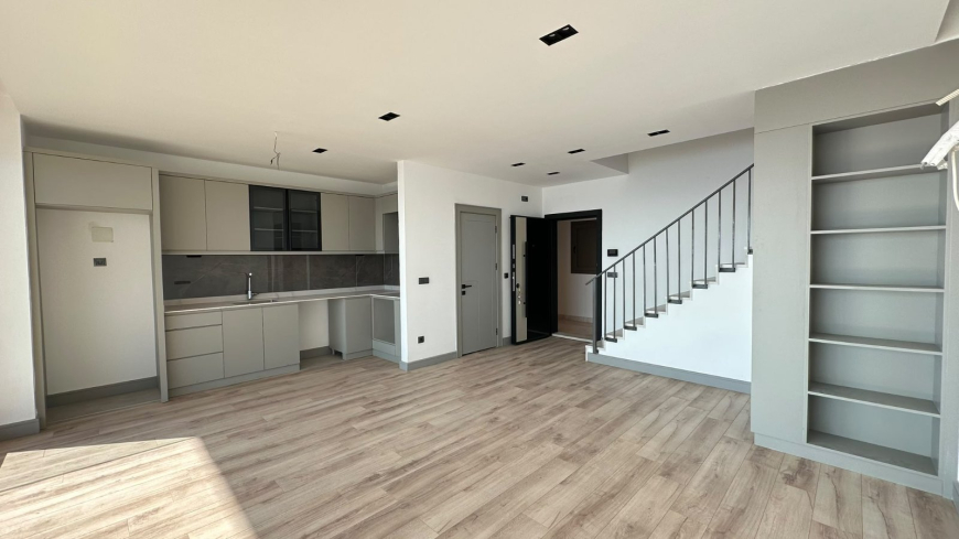 Penthouse — Kestel · R28-5614 — photo 7