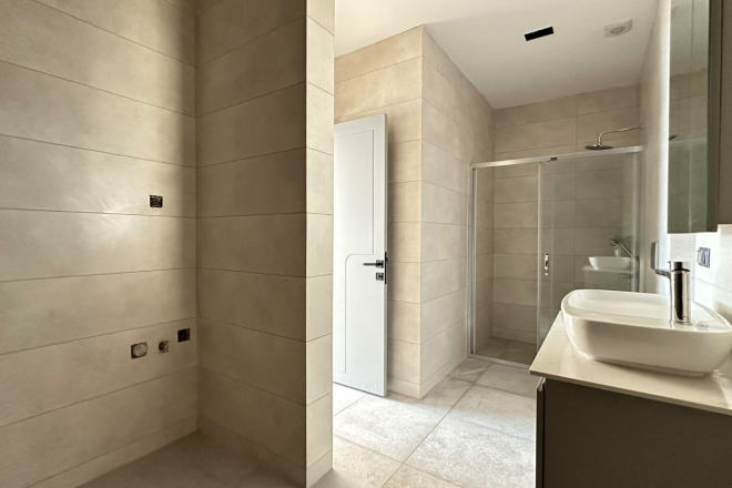 Penthouse — Kestel · R28-5614 — photo 3