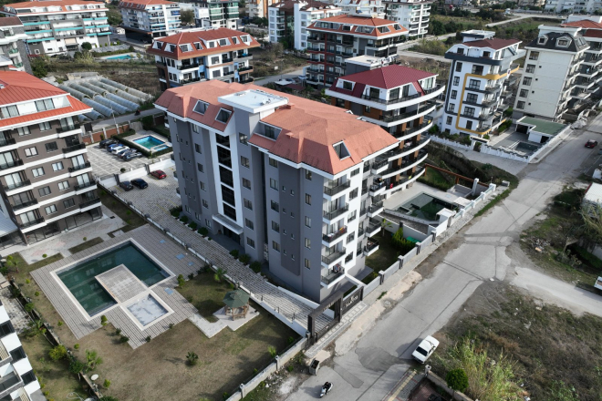 Penthouse — Kestel · R24-5635 — photo 1