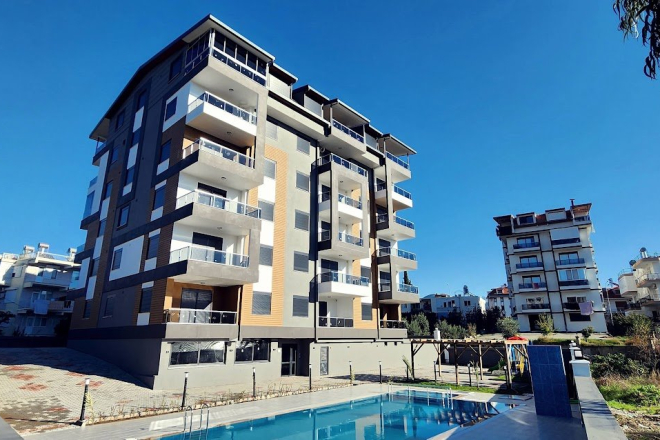 Mountains beyond the windows, sea 600 m away — a one-bedroom home in Gazipasa